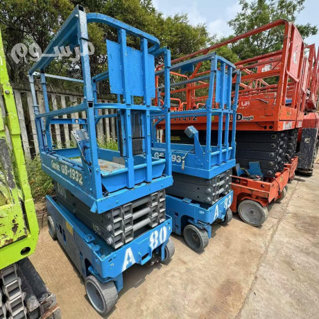 syzr-lft-12mtr-llaygar-fy-gd-tagyr-syzr-lft-12mtr-bgd-12-meter-scissor-lift-for-rent-in-jeddah-big-0