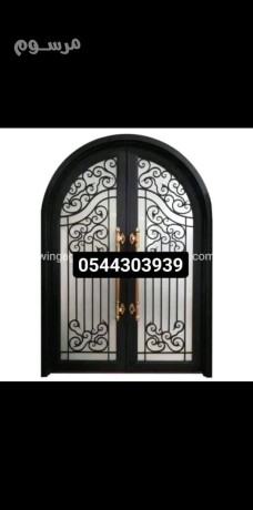 gmyaa-maykhs-alsoatr-oalmthlat-maa-alhdadh-bshmal-gdh-big-0