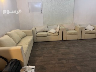 التخلص من الاثاث القديم شرق الرياض 0558536273 رمي تالف طش